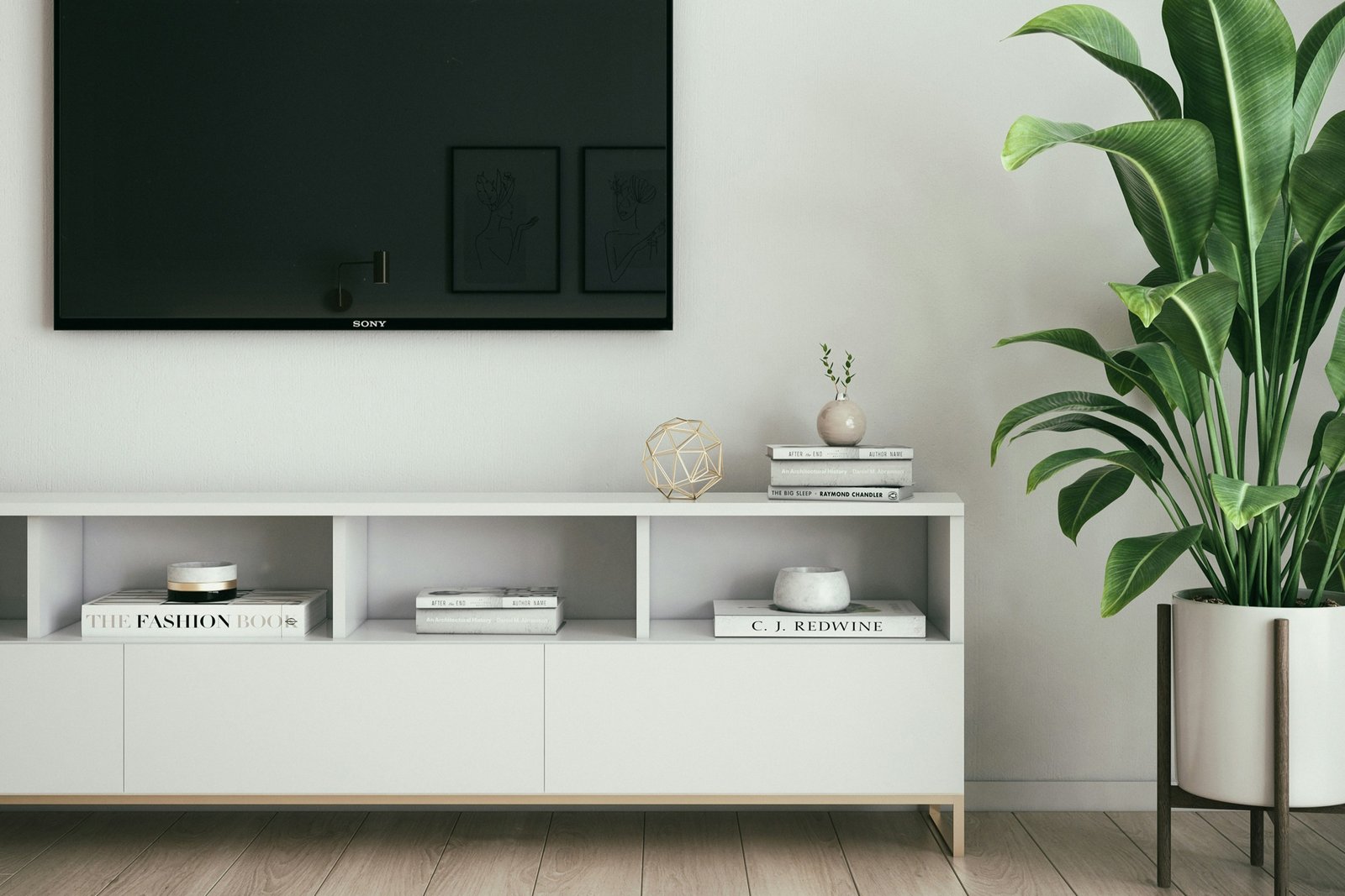 Schrank steht stabil an einer Wand im Raum